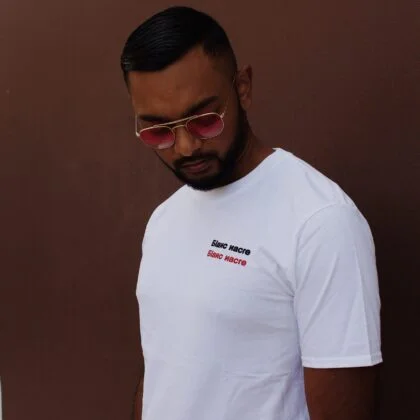 tshirt coupe regular modèle Saturne