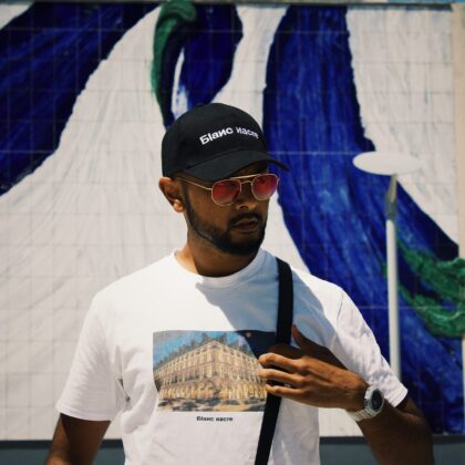 casquette noir à logo